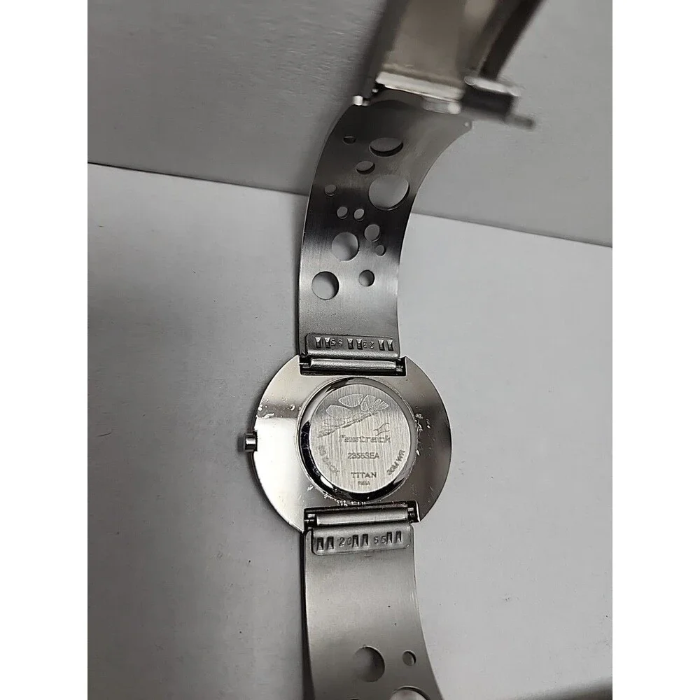 Womens Vintage Fastrack Titan Stainless Steel 2355SEA India Watch New Battery